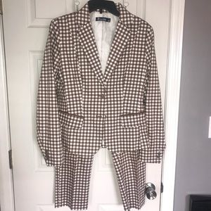 New York and Co. Women’s Suit (Capri) Size 8